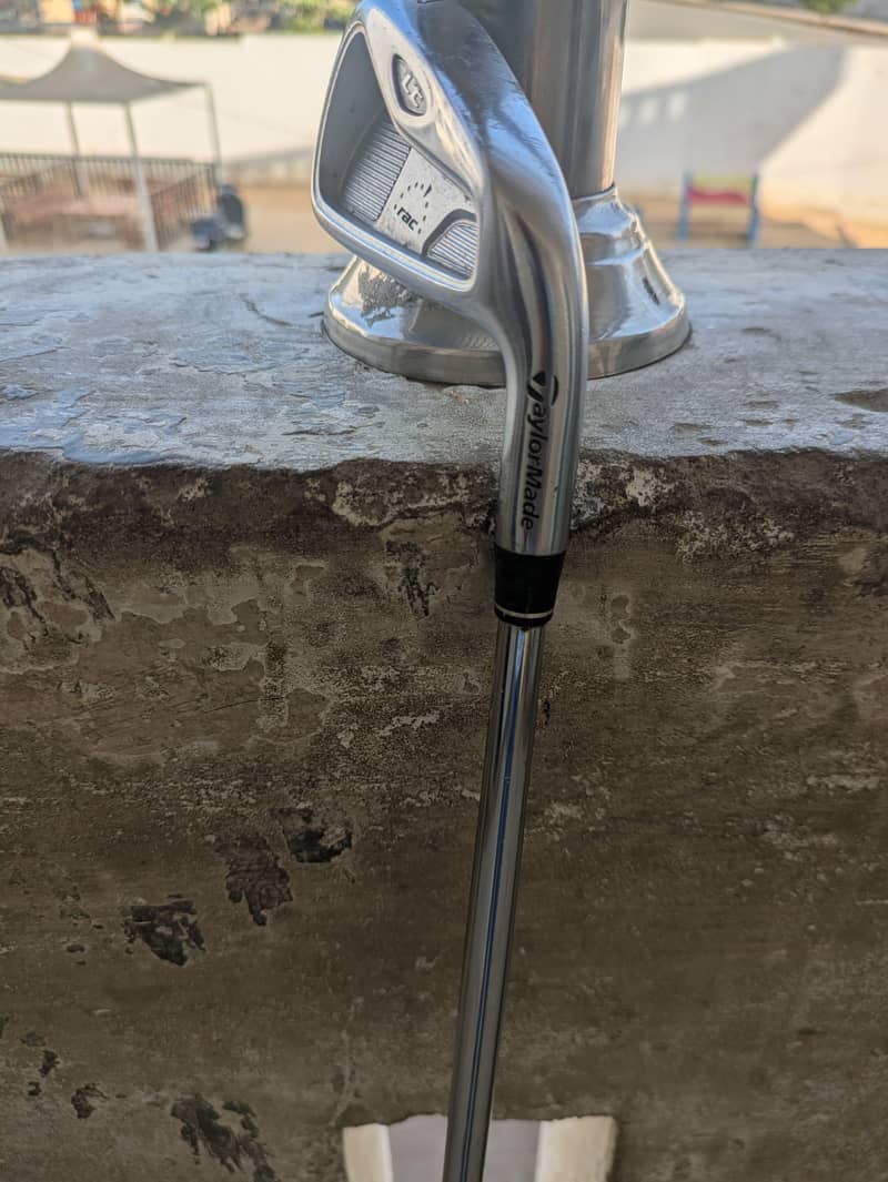 THIS IS A GOLF  strick 3
