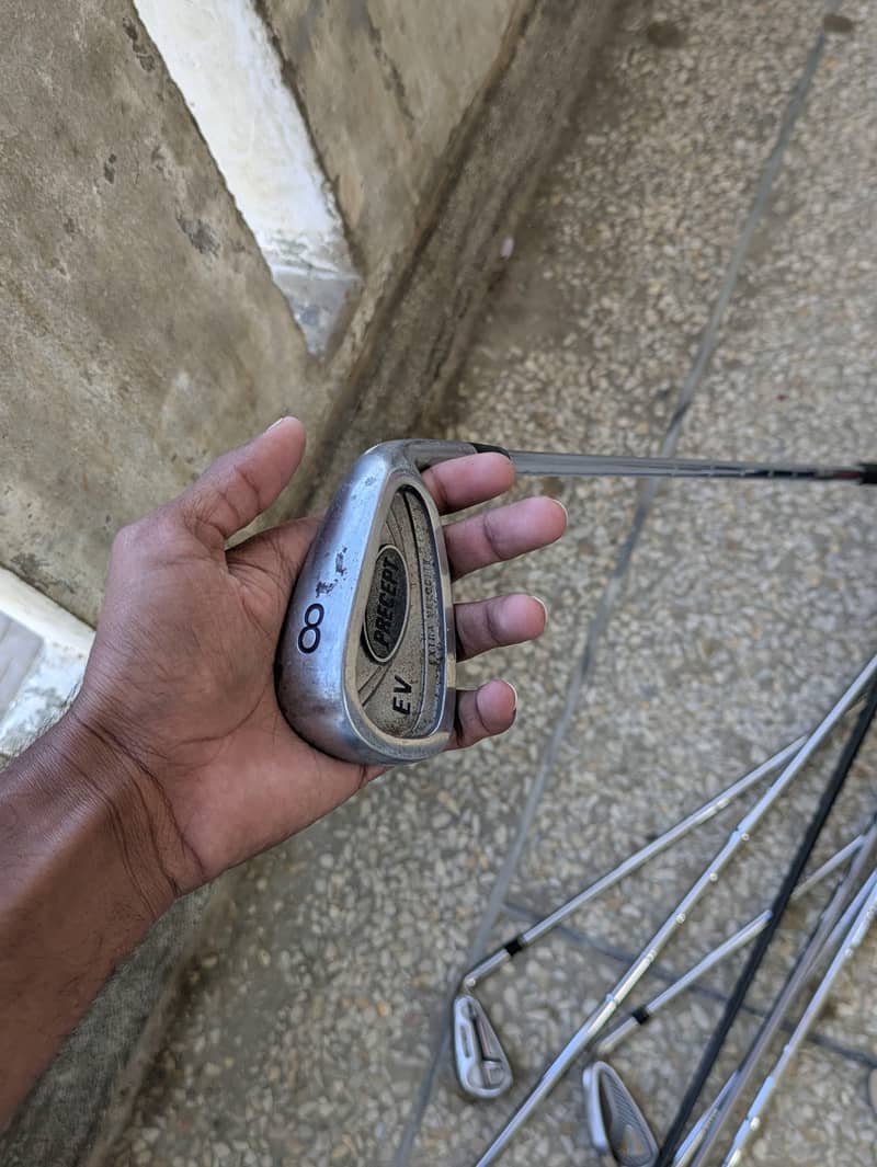 THIS IS A GOLF  strick 17