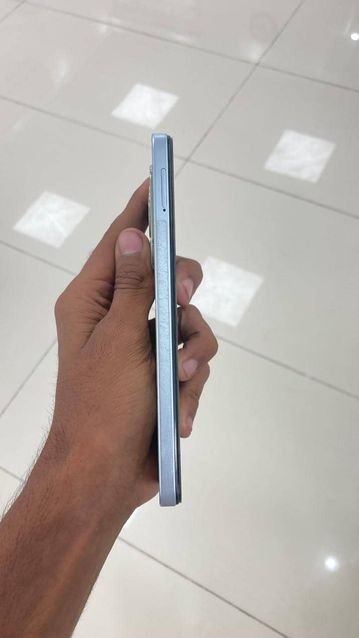 Tecno Spark 20 3