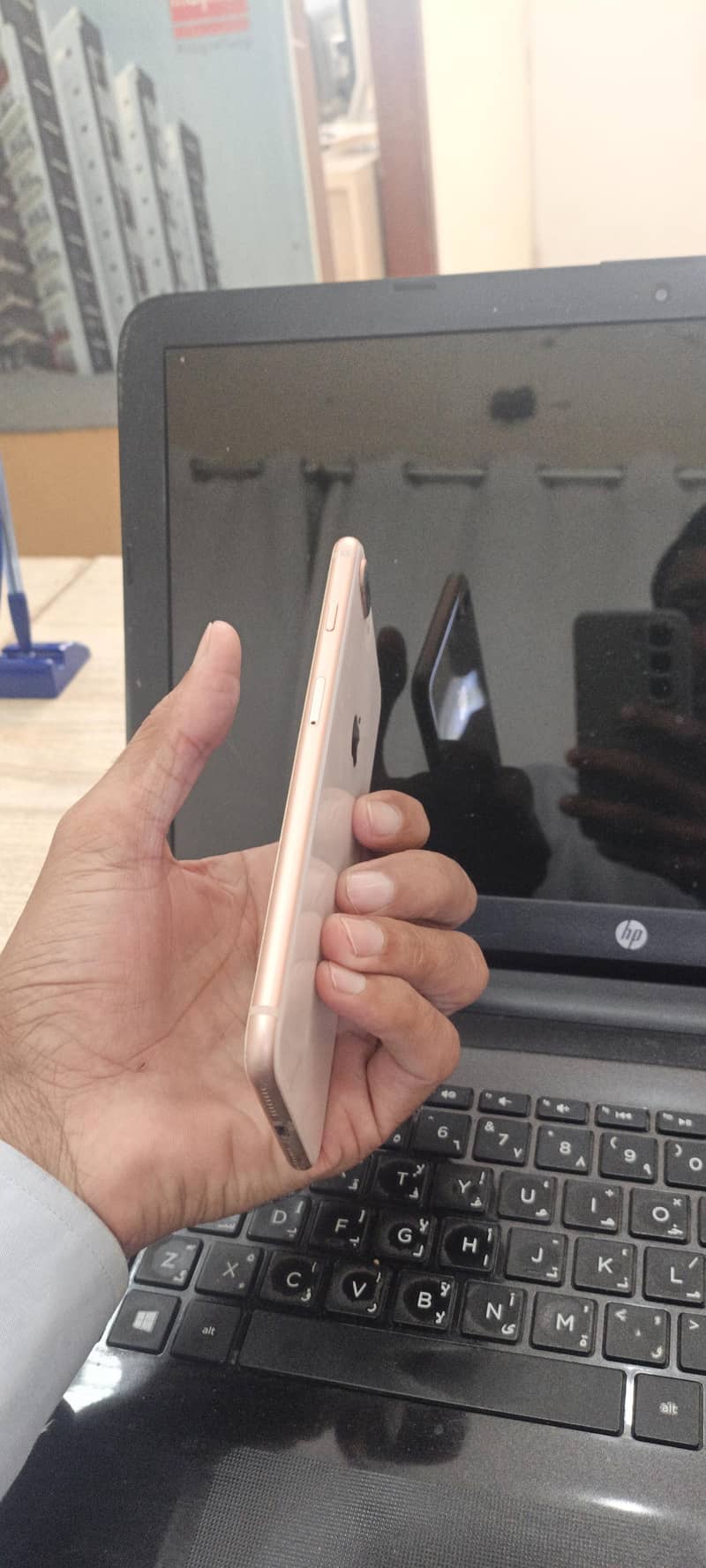 Apple iPhone 8 Plus 1
