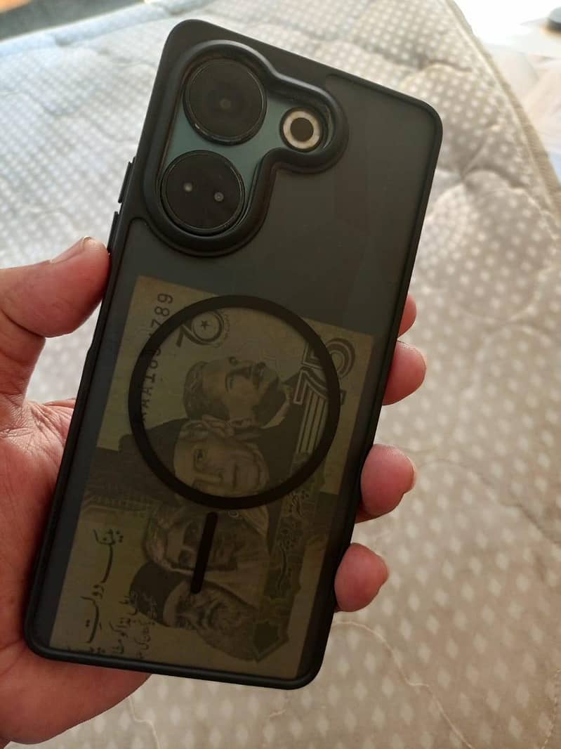Tecno CAMON 20 Pro 1
