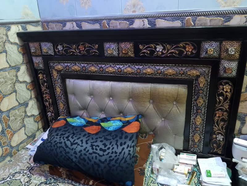 Single Bed and Queen Bed 3