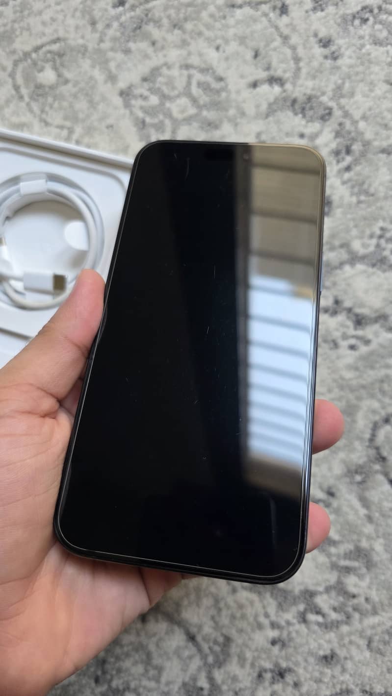Apple iPhone 15 Pro Max 10