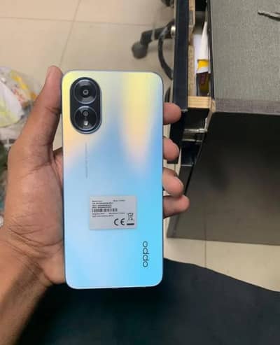 OPPO A18