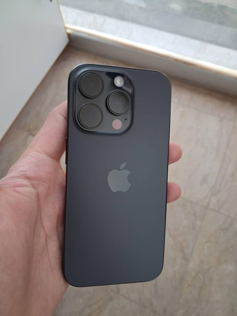 Apple iPhone 15 Pro 1
