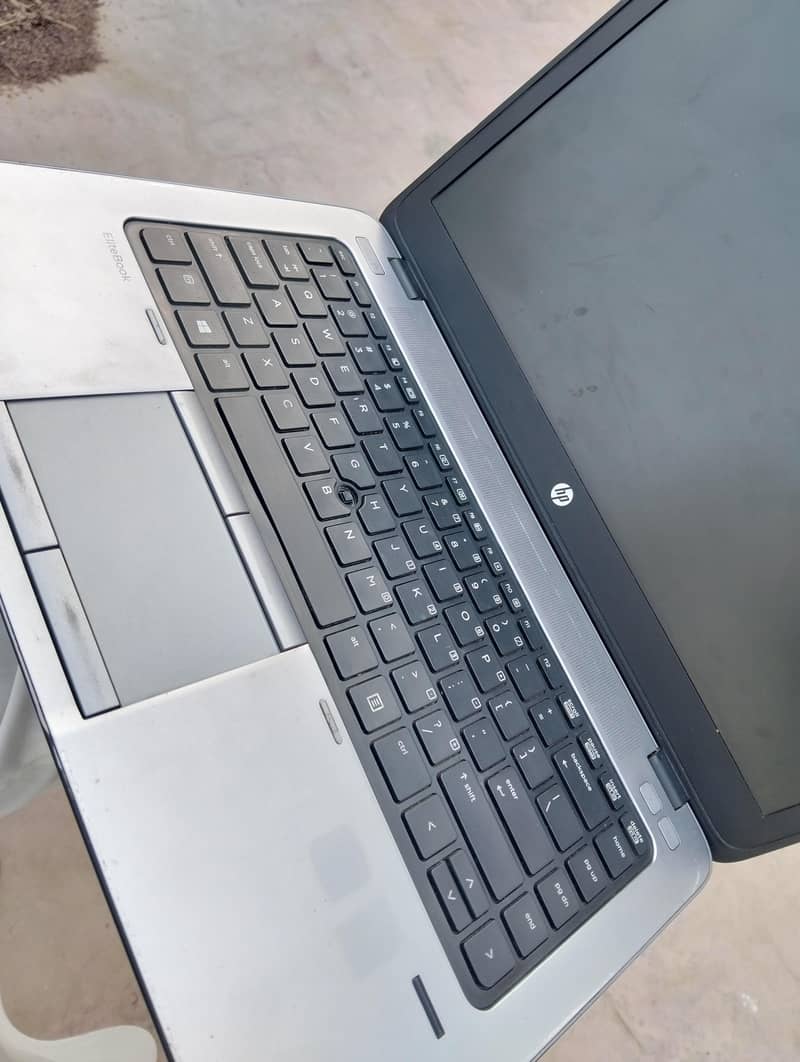Hp laptop 8