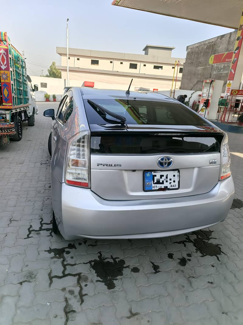 Toyota Prius 2011 - Cars - 1120812606