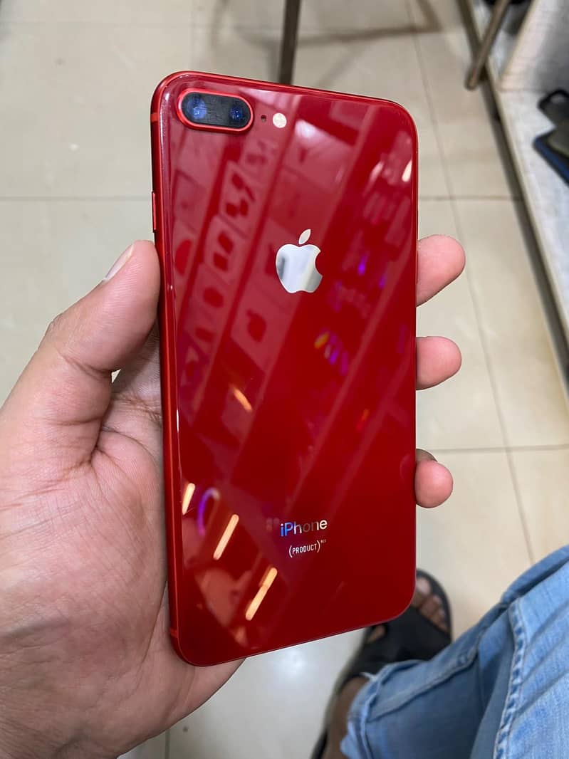 Apple iPhone 8 Plus 2