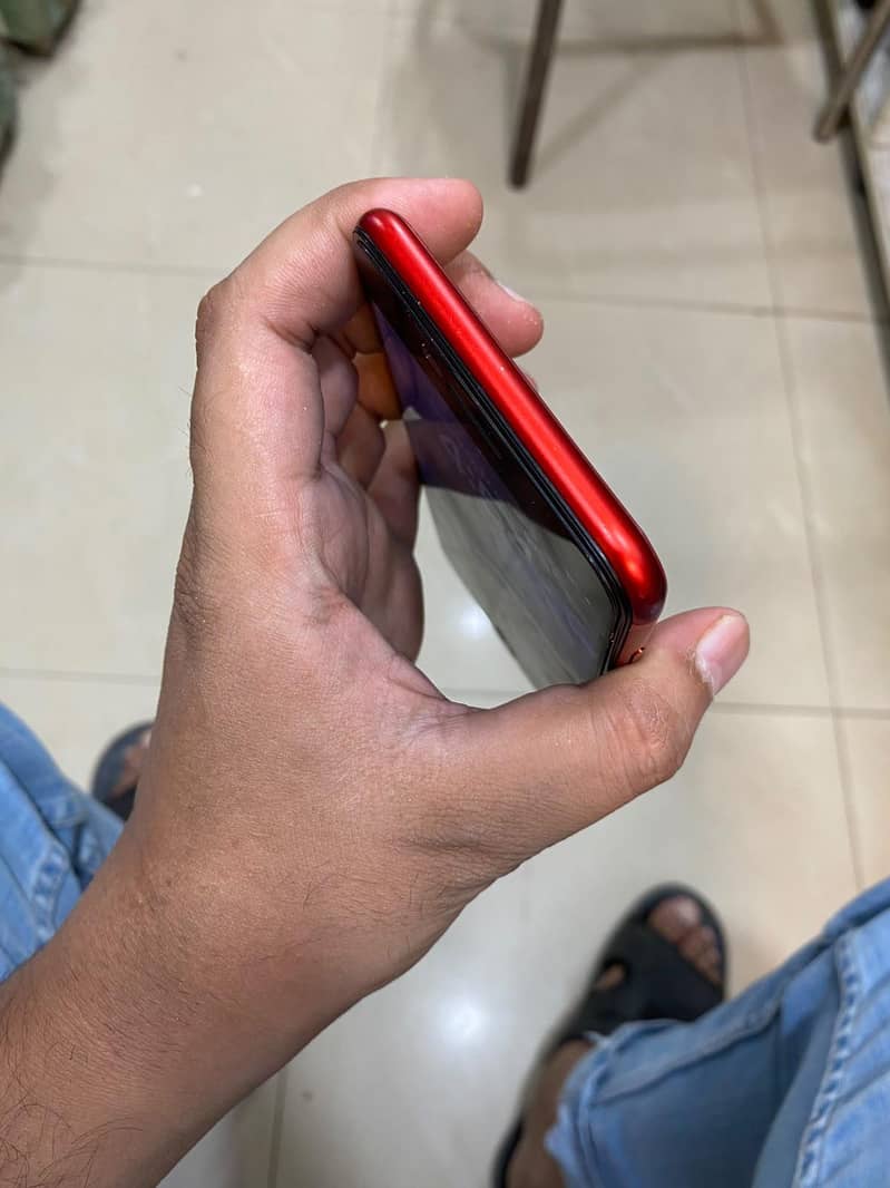 Apple iPhone 8 Plus 5