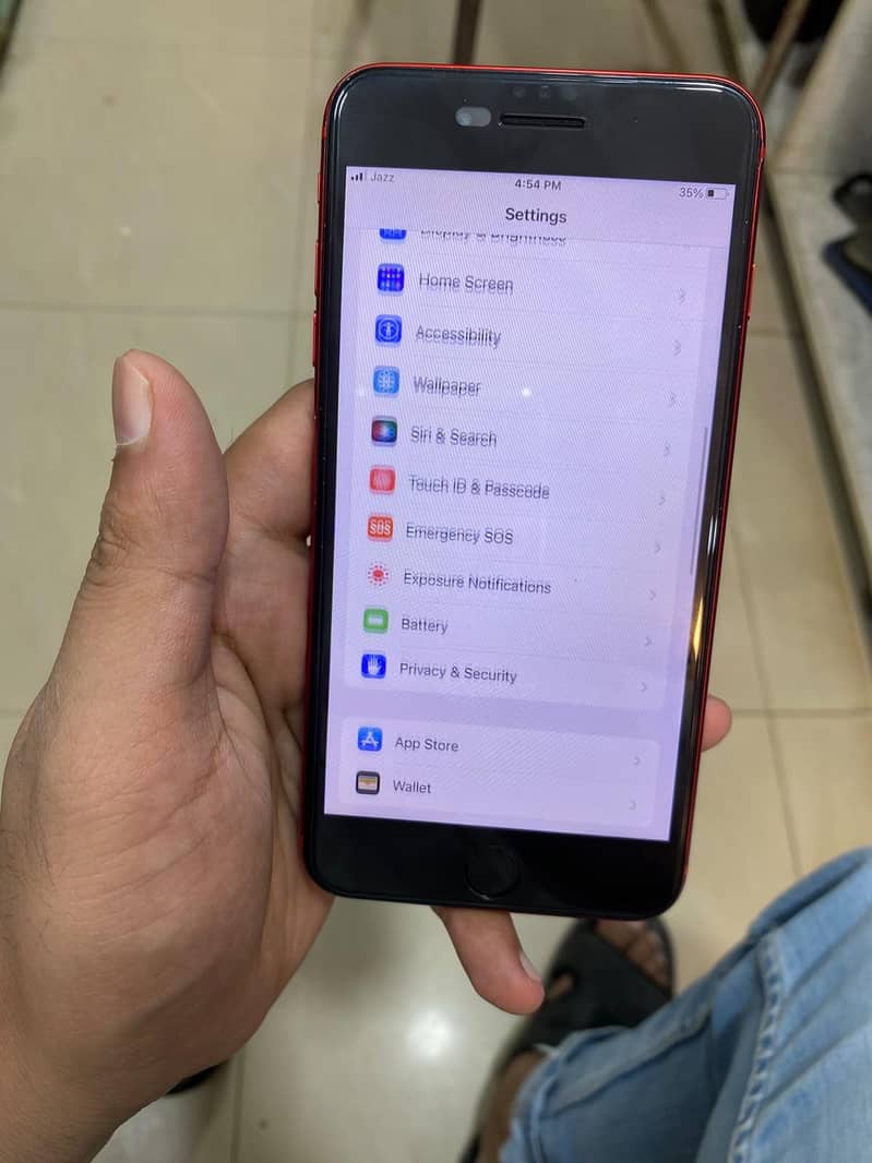 Apple iPhone 8 Plus 6