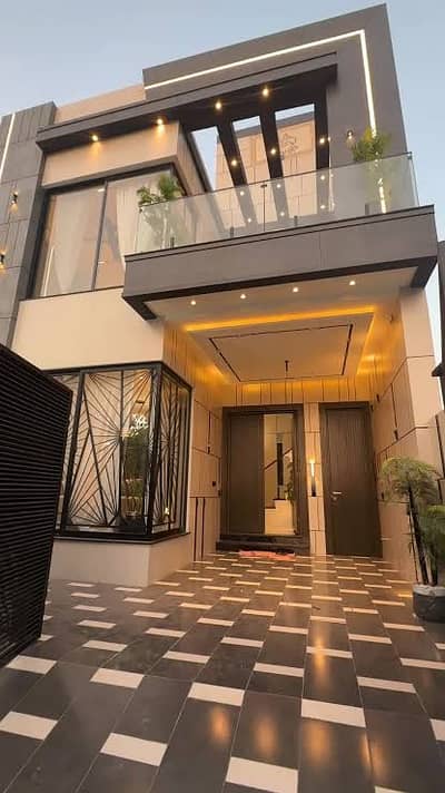 5 Marla Lower Portion Upper Portion Lock For Rent Near Wapda Town Lahore.