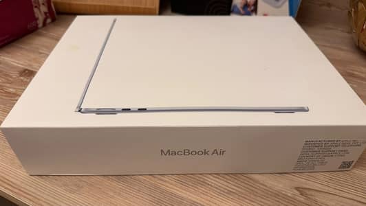 MacBook Air M5 - Sky Blue | 16GB/512GB