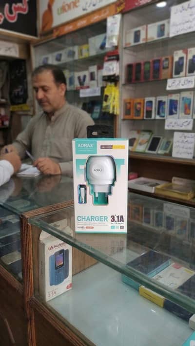 Brand New AORAX Premium Fast Charger 3.1A - Model 860