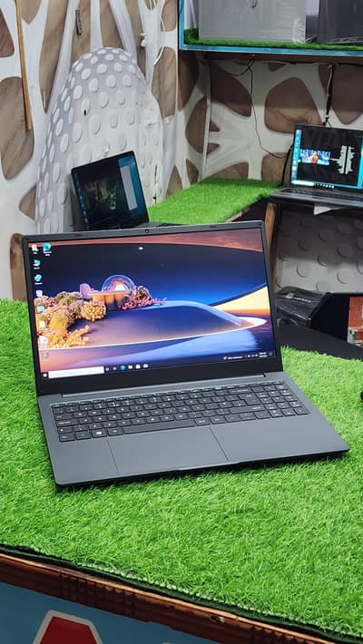 Toshiba dynabook satellite c50 10th generation core i5 4gb ram 128gb