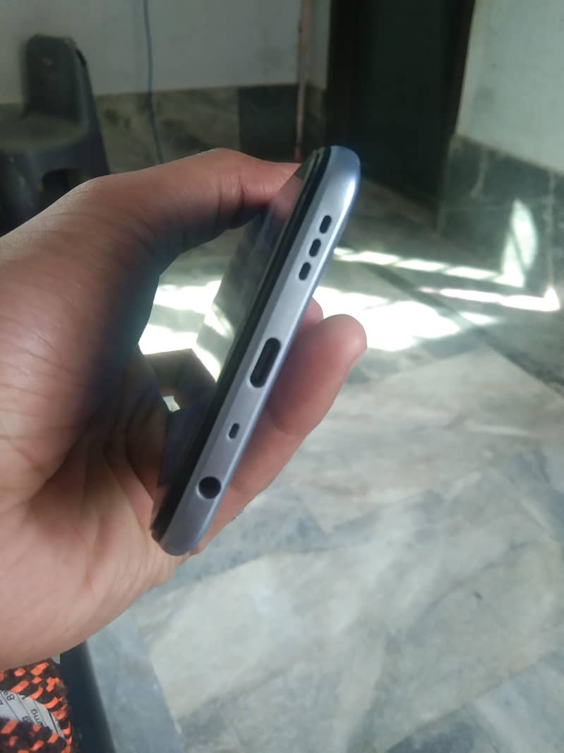 OPPO A54 0