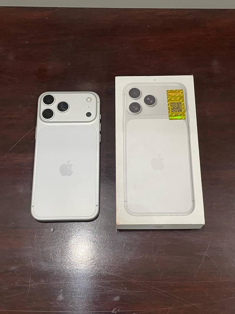Apple iPhone 17 Pro Max 2