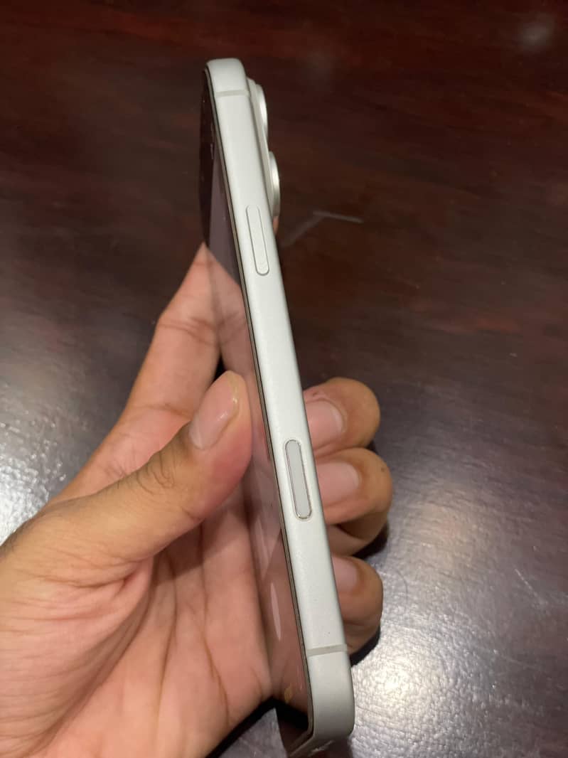 Apple iPhone 17 Pro Max 7