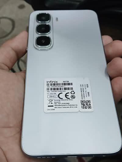 Infinix Hot 60i 8/256