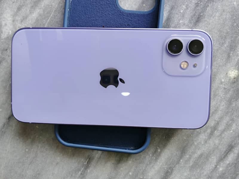 Apple iPhone 12 0
