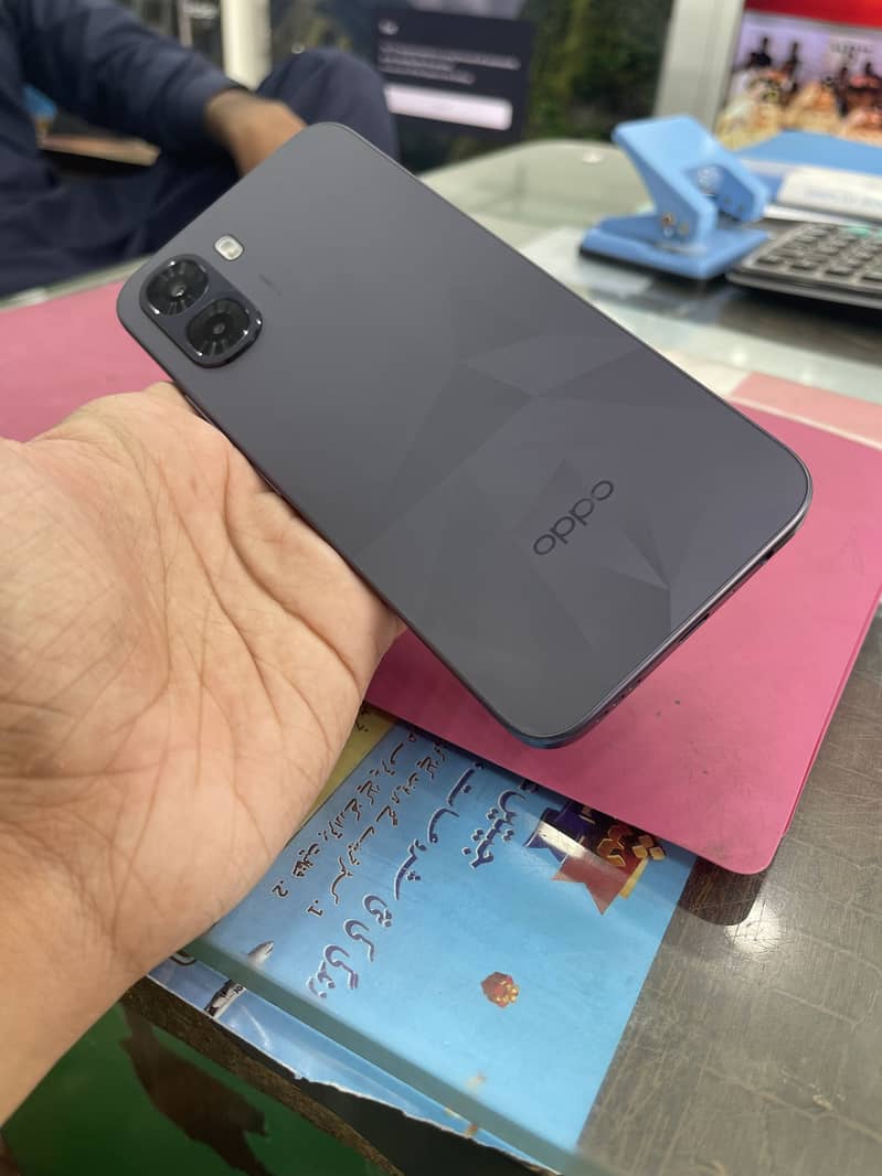 OPPO A6k 1