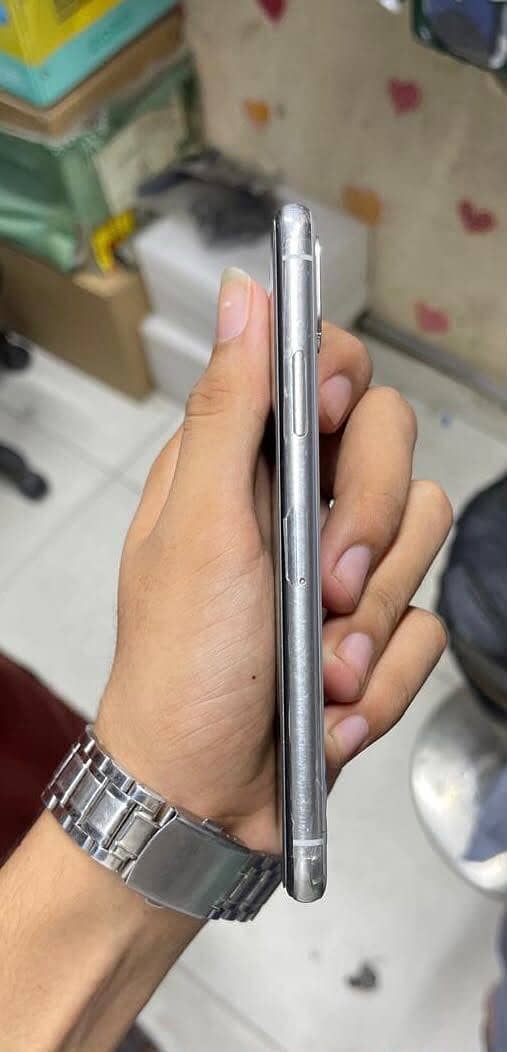 Apple iPhone X 1