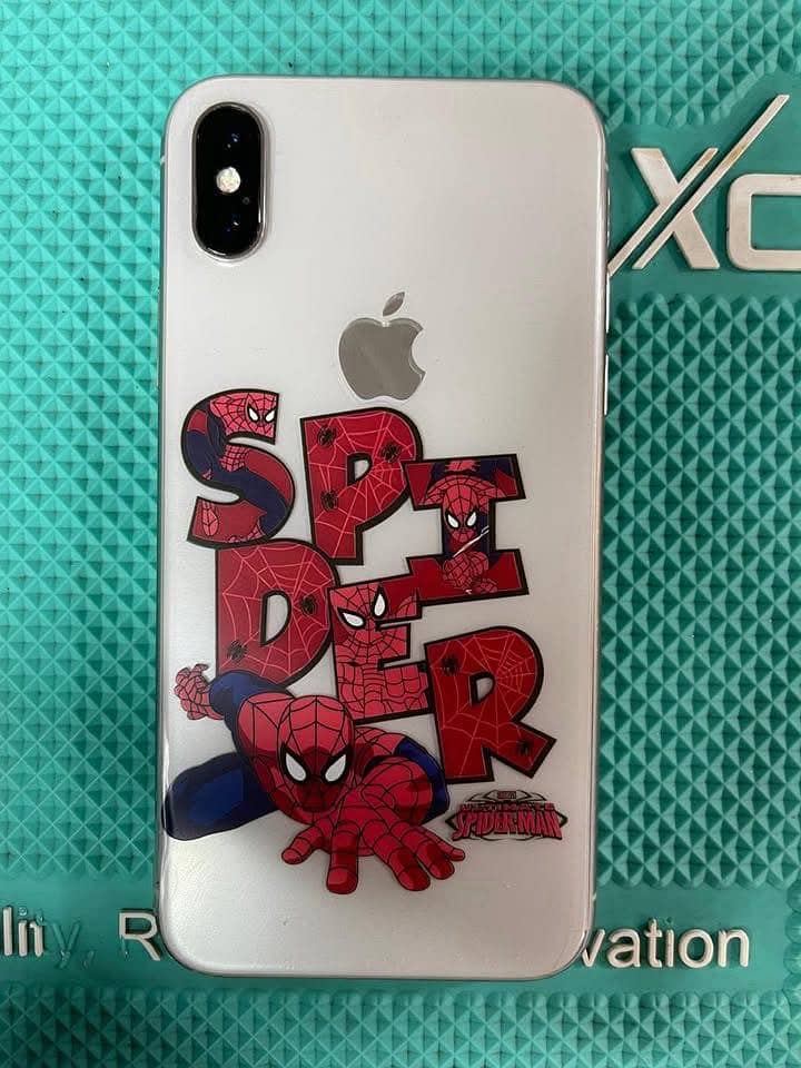 Apple iPhone X 3