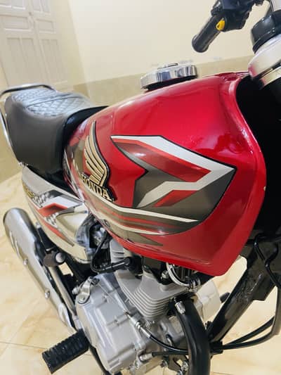 Honda 125 |2024| lush condition | Double parts