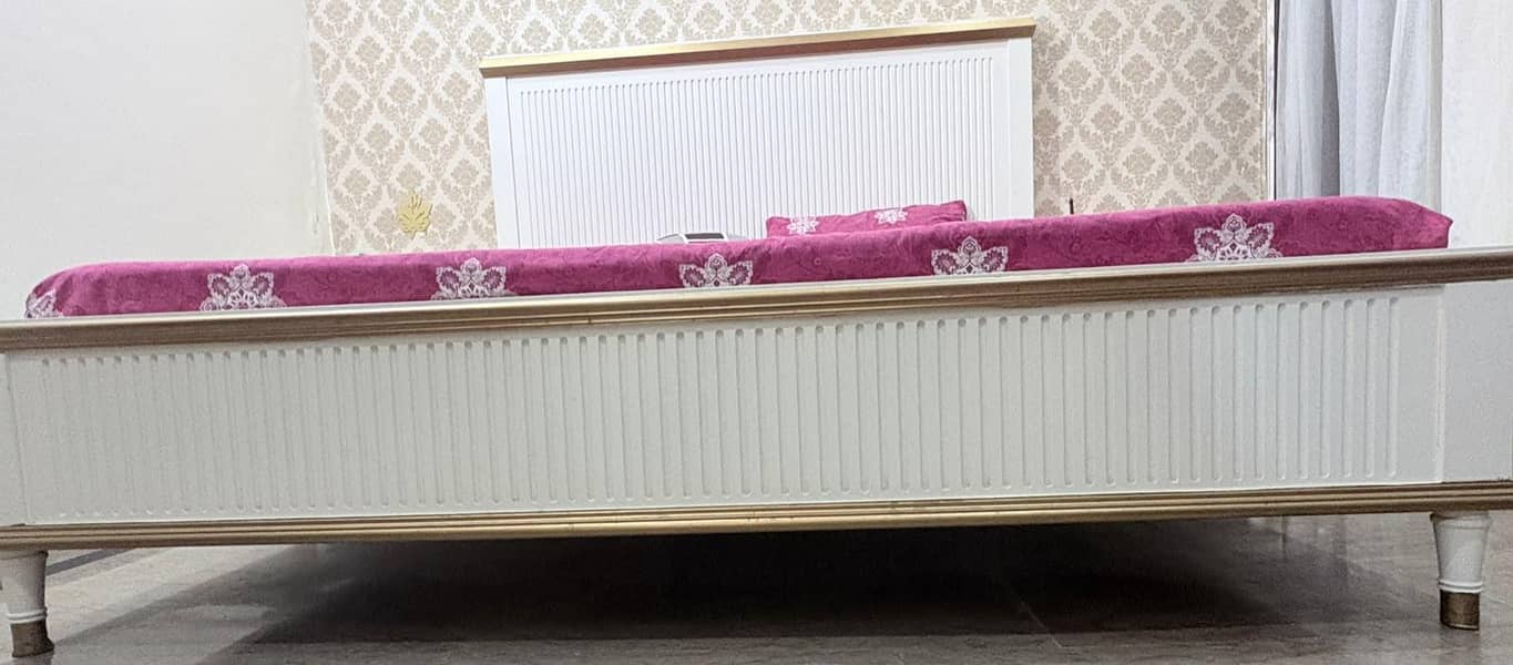 king size bed with dressing 5