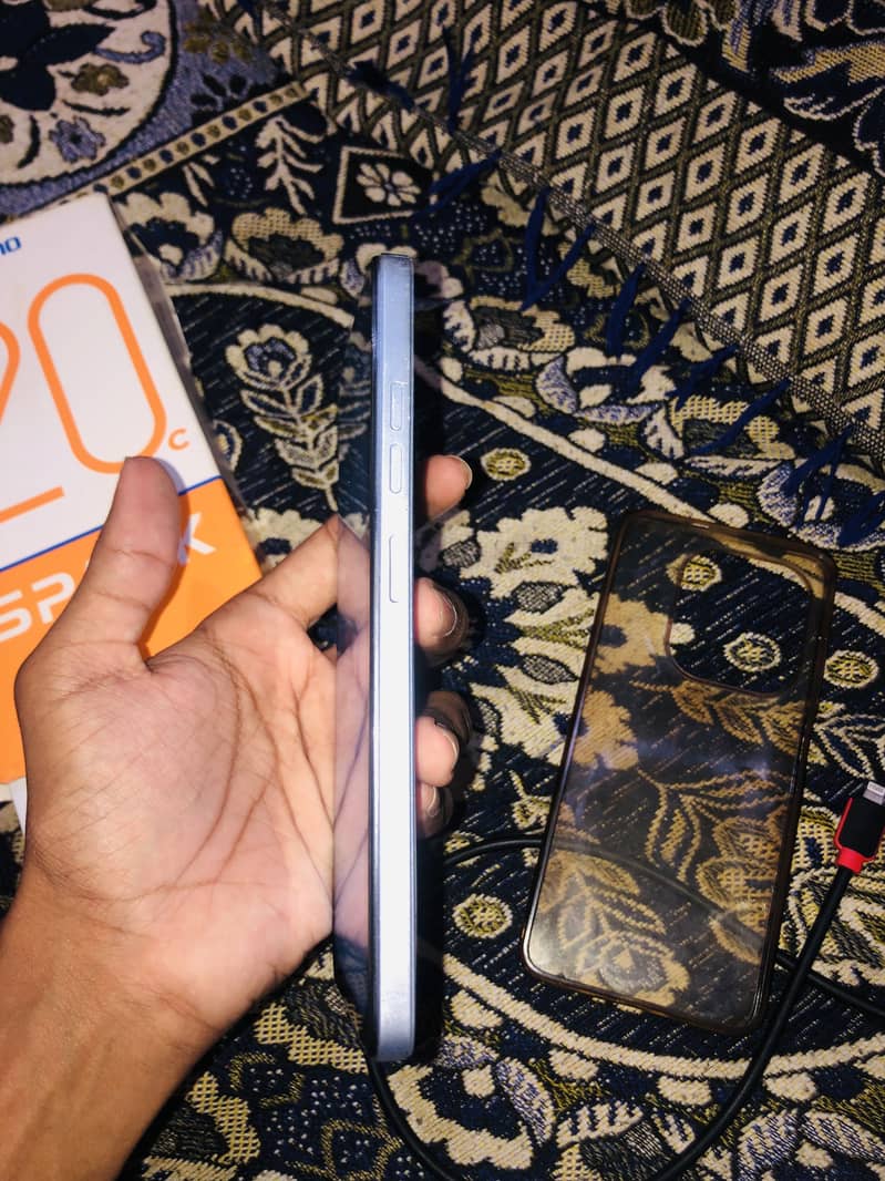 Tecno Spark 20C 1