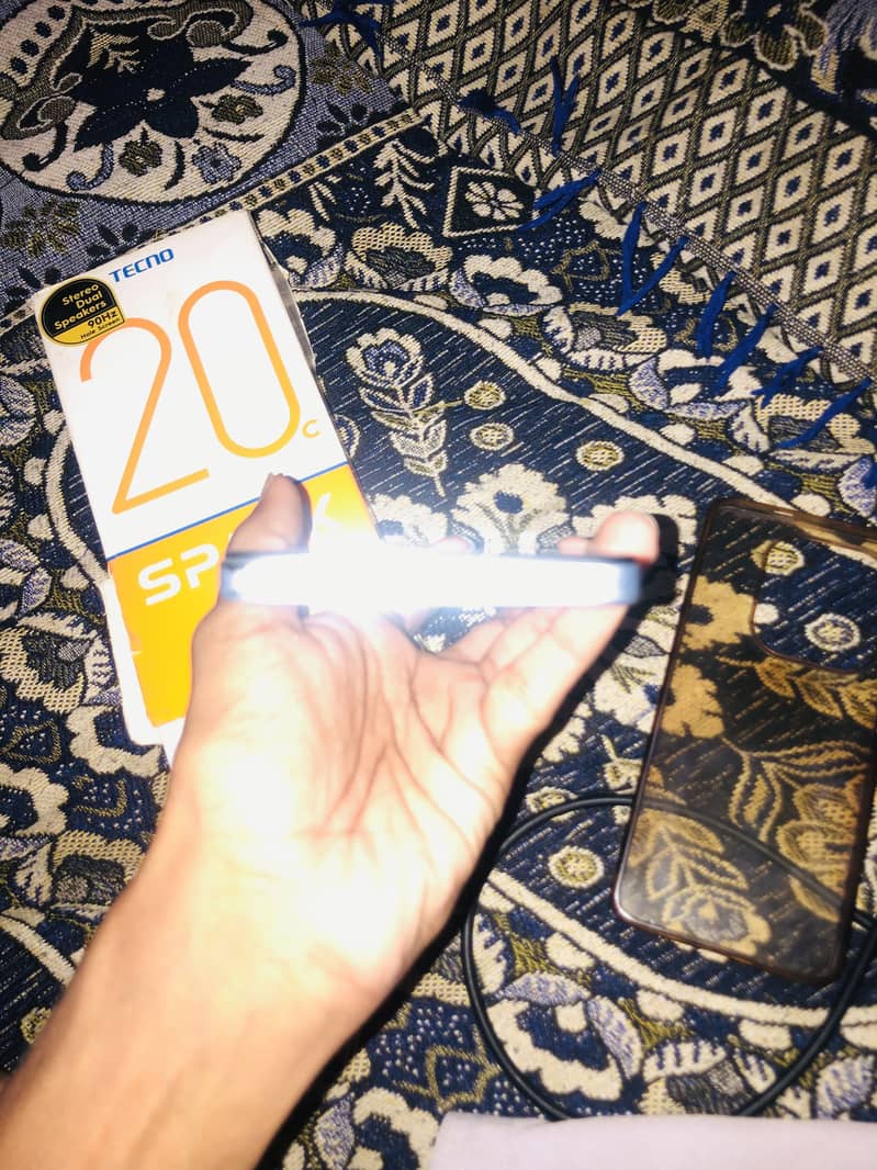 Tecno Spark 20C 3