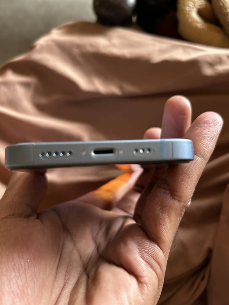 Apple iPhone 14 0