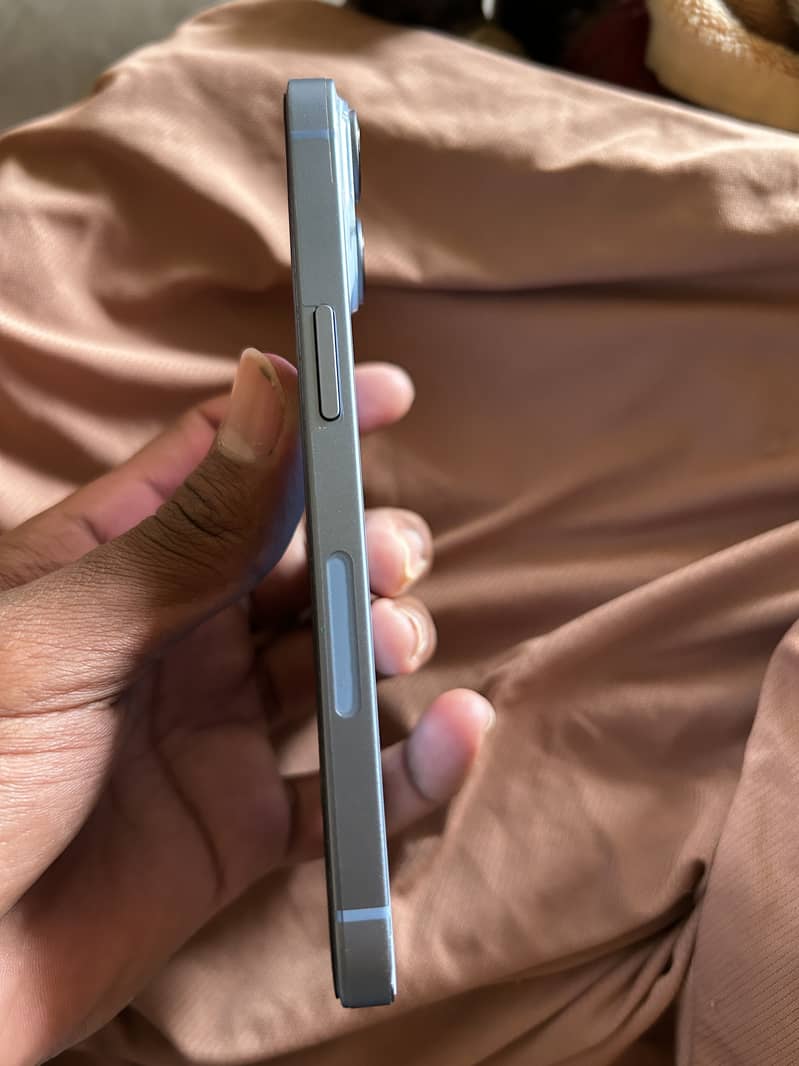 Apple iPhone 14 1