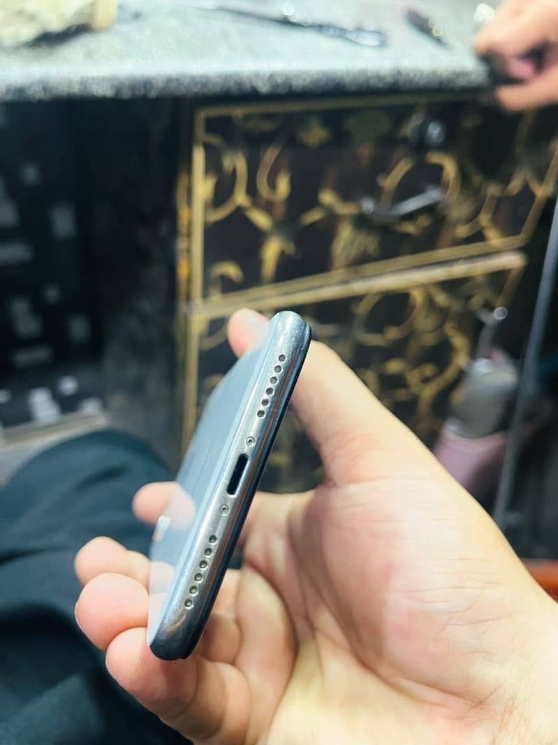 Apple iPhone X 1