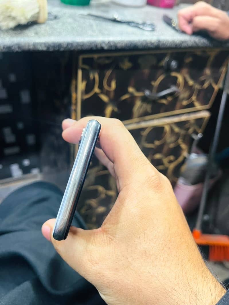 Apple iPhone X 2
