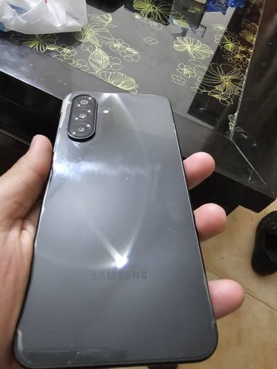 Samsung A17 8/256