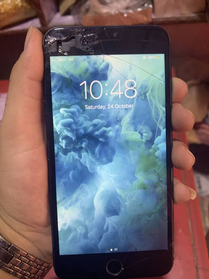 Apple iPhone 7 Plus 4