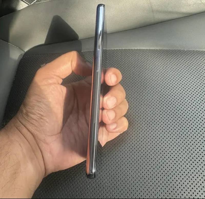 One Plus 9 10/10 6