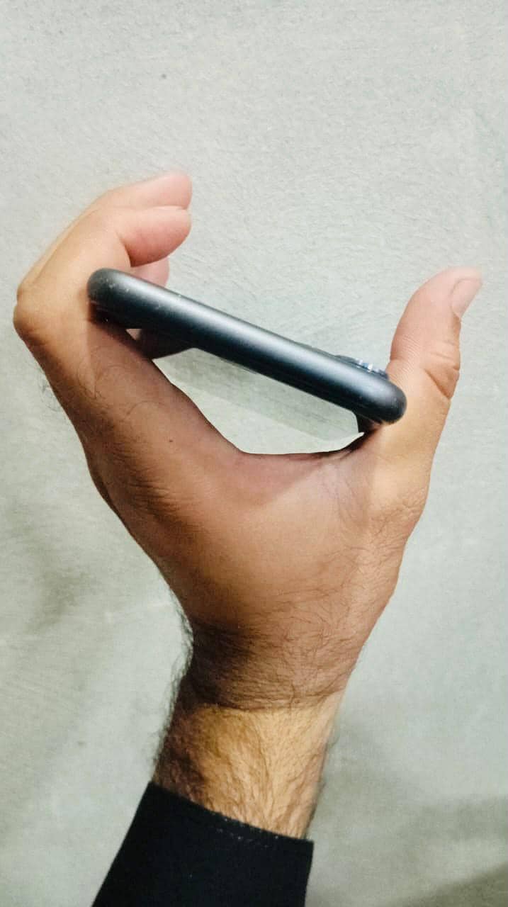 Apple iPhone 11 2