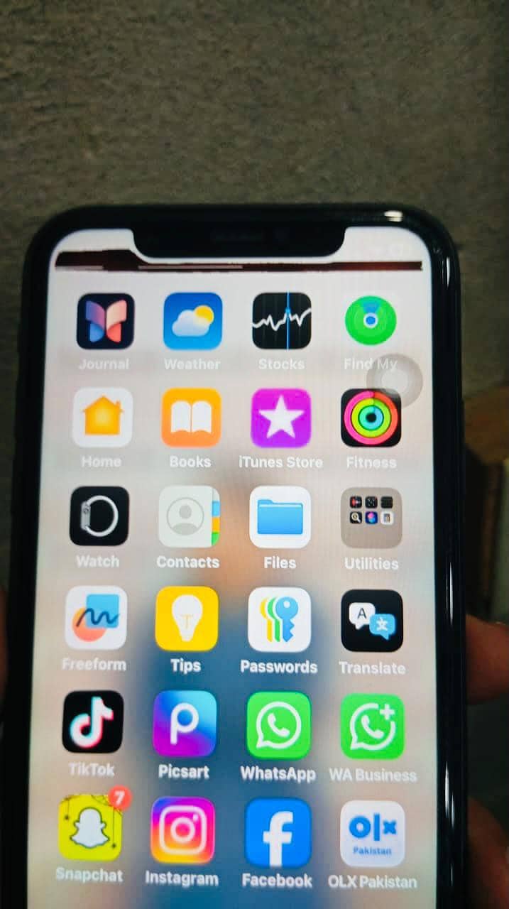 Apple iPhone 11 7