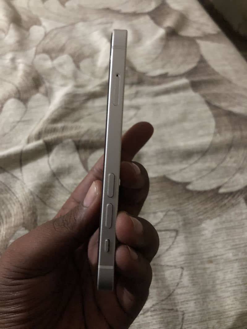 Apple iPhone 12 mini 2