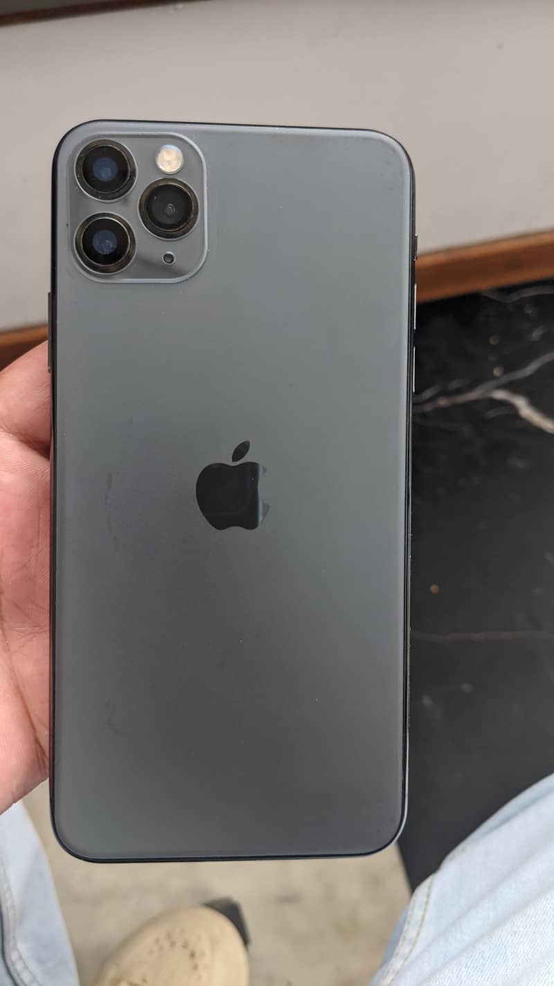 Apple iPhone 11 Pro Max 0