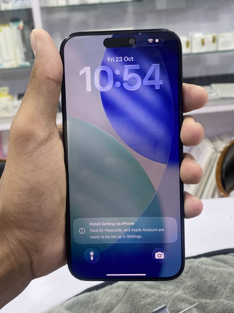 Apple iPhone 15 Pro Max 3