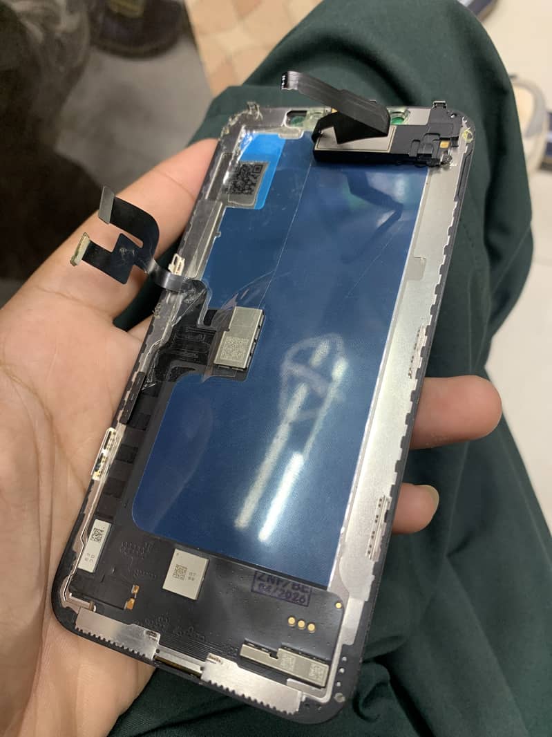 Apple iPhone XS 6