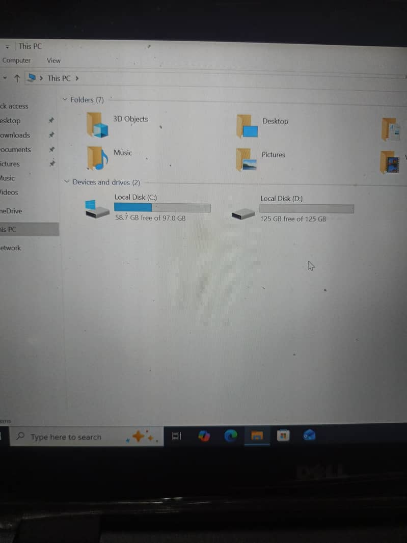 Dell Laptop 3