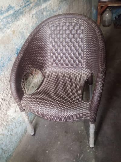 Chair for sell Contact Whatsapp no : 03417989034