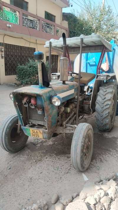Ford tractor  3000 for sale 1974 modal
