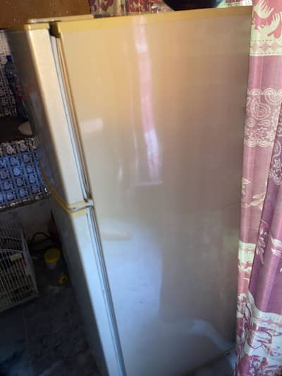 Pell refrigerator