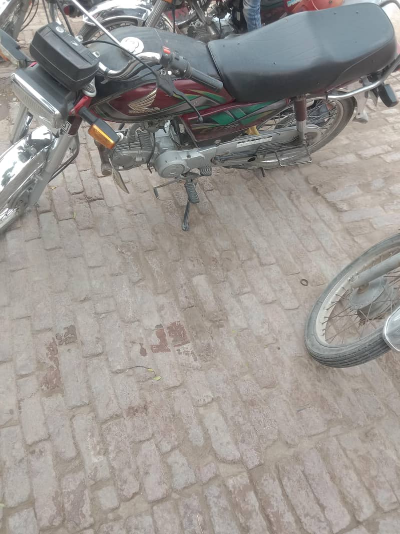 Honda CD 70 0