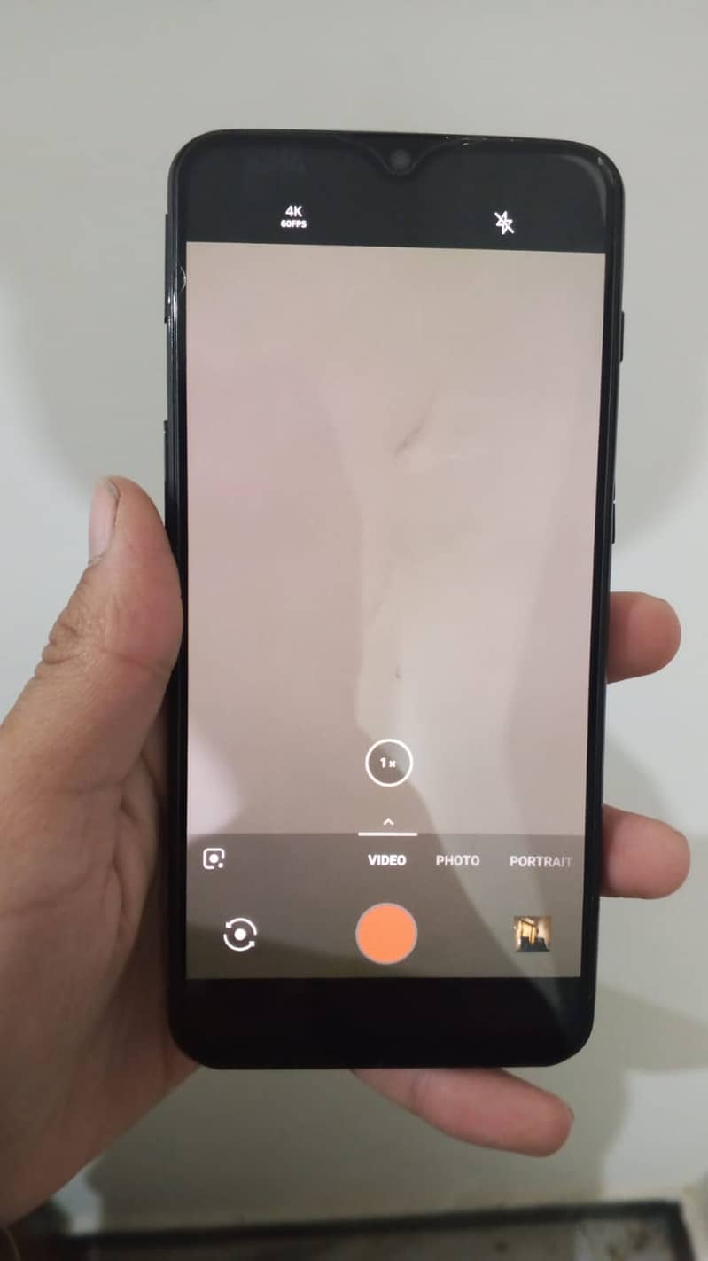 One Plus 6T 3