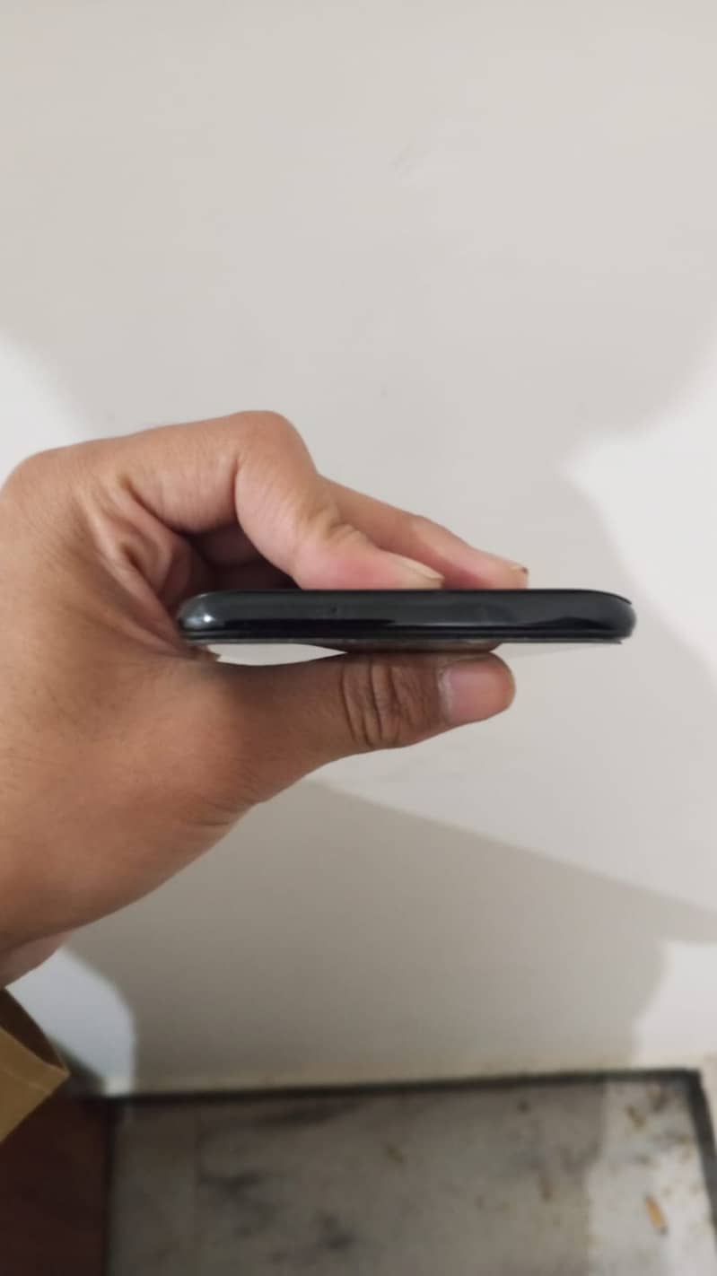 One Plus 6T 5